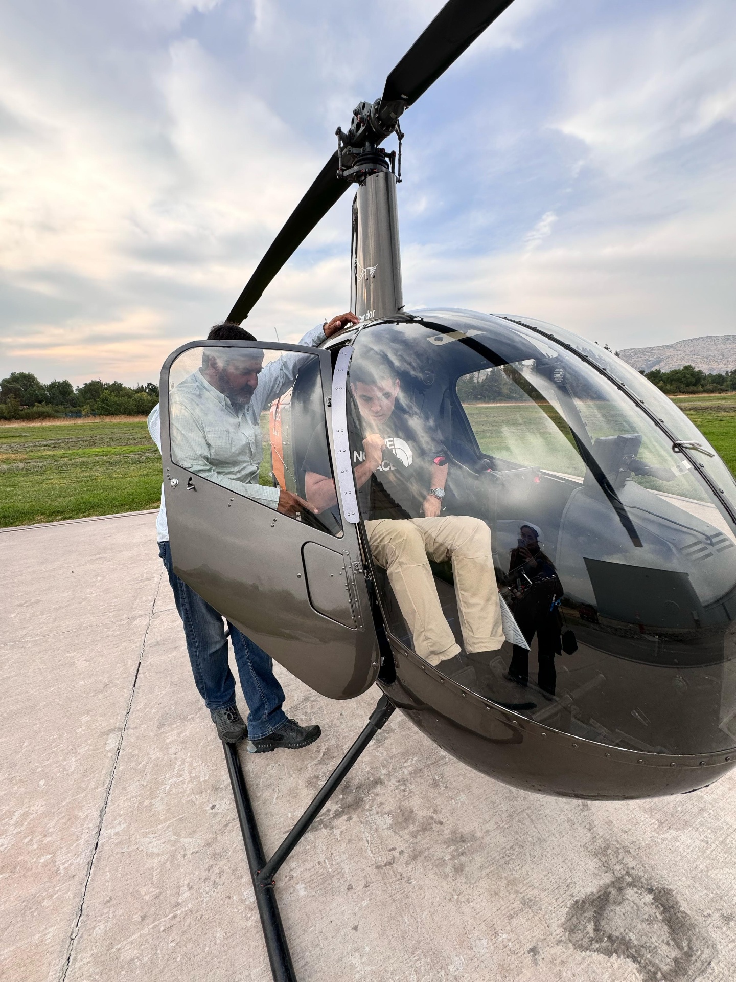 RUIZTAGLE subiendo al helicóptero